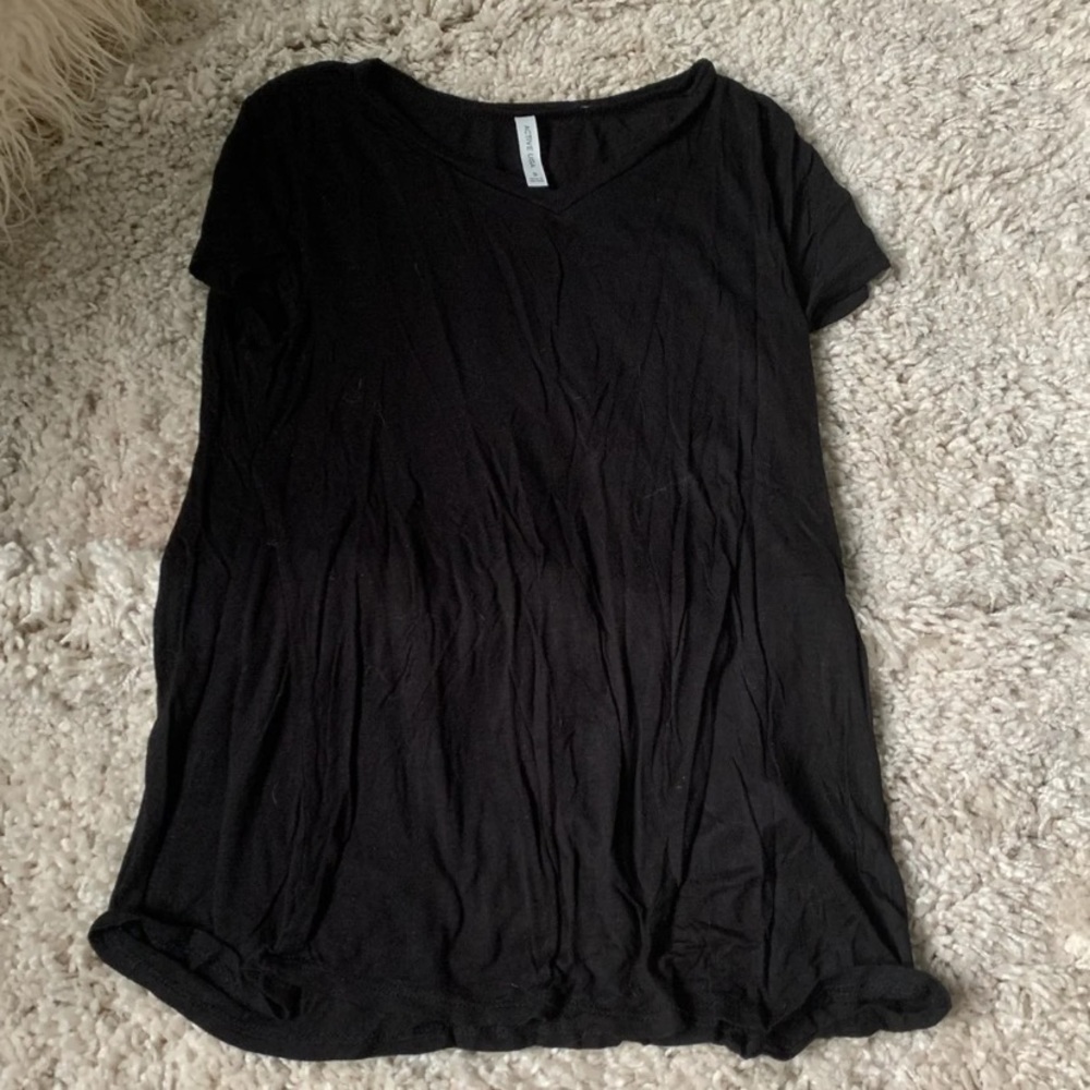 Black t shirt
